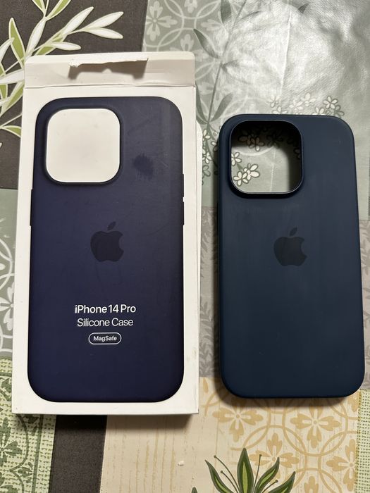 Husa originală silicon MagSafe iPhone 14 Pro