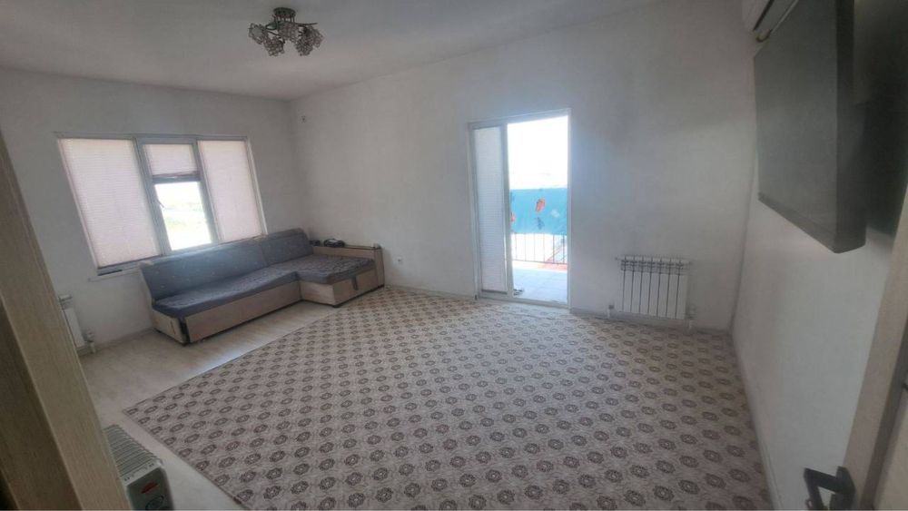 Продаётся квартира М Улугбекском районе карасу-6