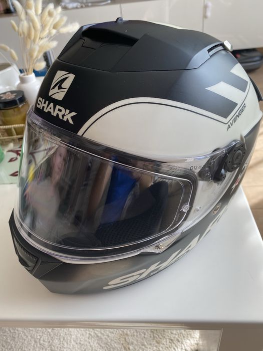 Каска Shark Speed R Avenger