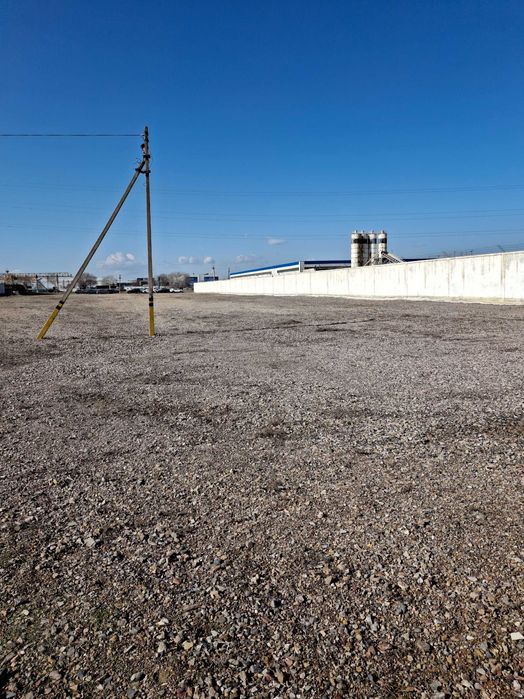 Avtoturargoh (Автостоянка) ijaraga beriladi