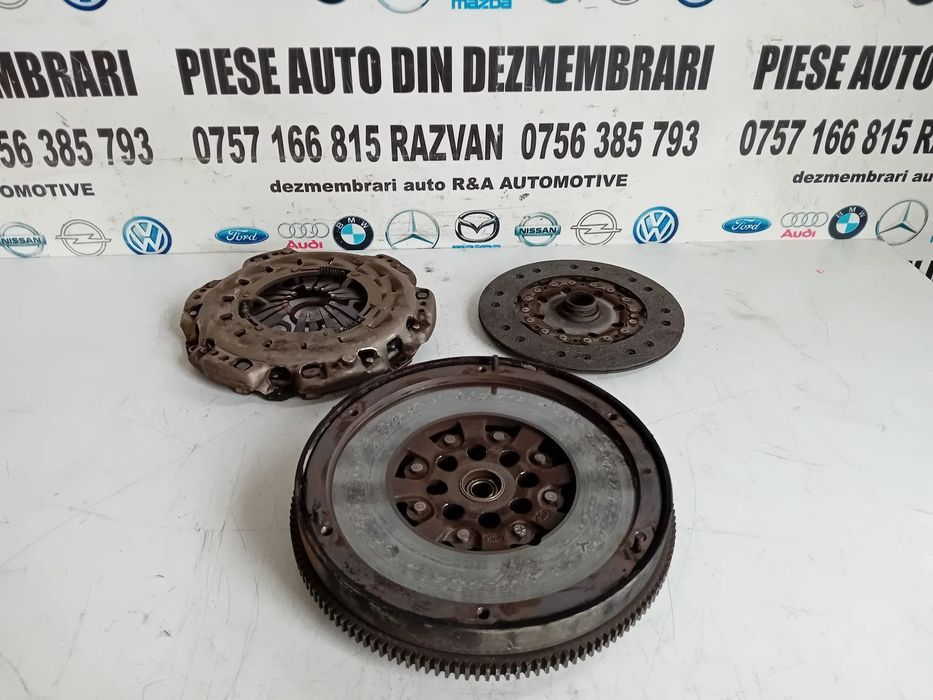 Kit Ambreiaj Volanta Masa Dubla Mercedes C Class W204 2.2 Cdi Euro 4 Motor 646811 Cutie Manuala 6+1