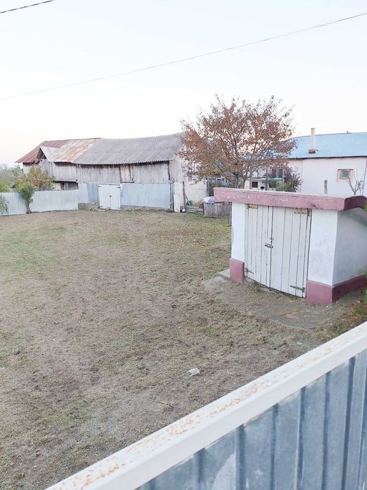 CASĂ DIN CĂRĂMIDĂ 114 MP +teren 5823 mp, Faraoanele, com.Vârteșcoiu,Vrancea, str. G.Prodan. acces direct din strada principală, nr.12,  cu utilități.