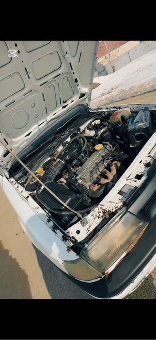 Опель Вектра А 1,6 1995