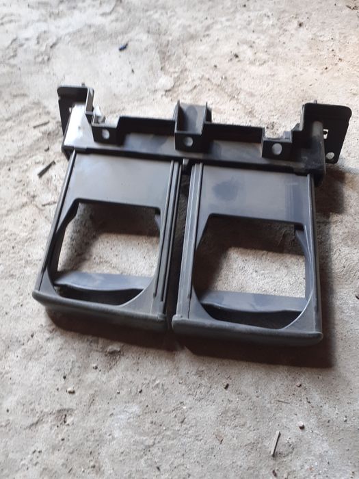 Запчасти на Тойота ипсум