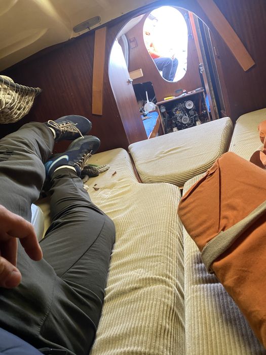 Vând Velier recondiționat motor diesel 20 noduri