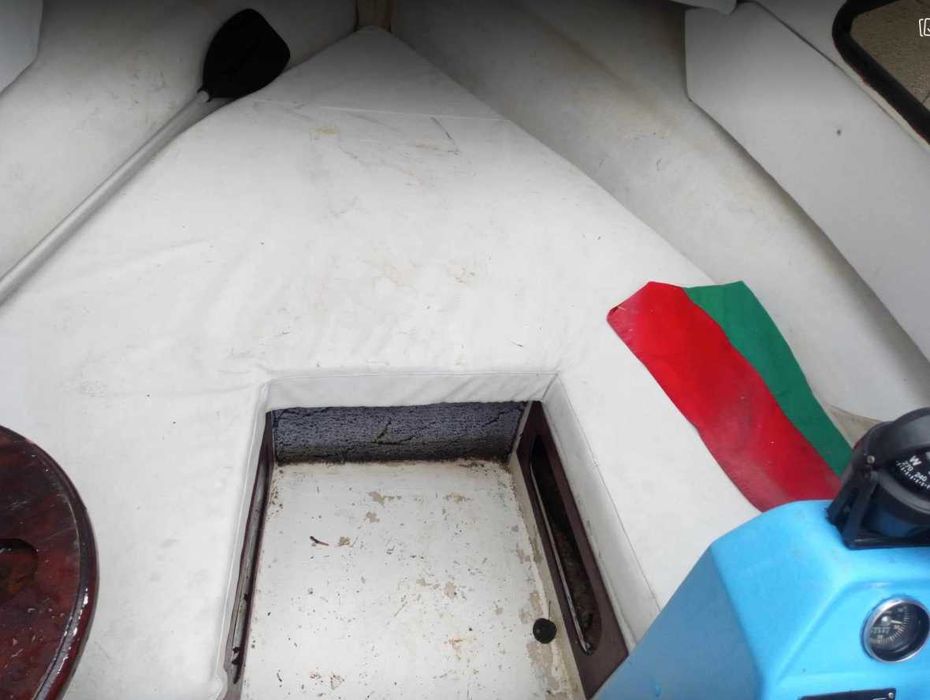 моторна лодка с регистрация + колесар напълно оборудвана