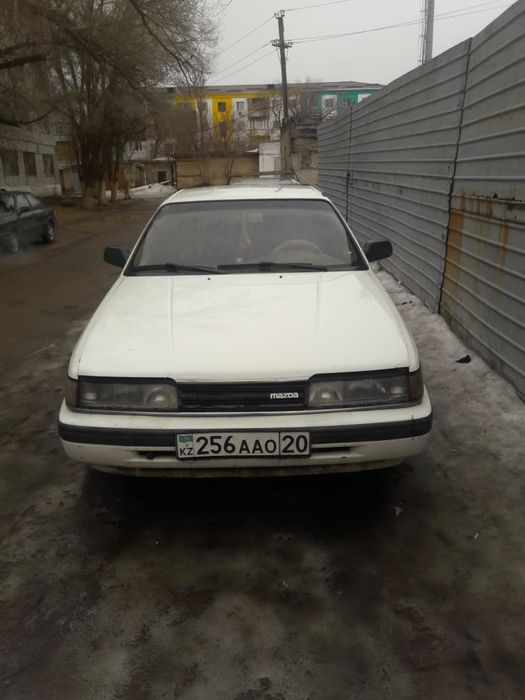 Продам машину мазда 626