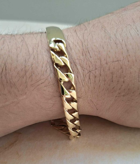 Златна гривна с плочка проба 585 или 14 карата нова от ателие