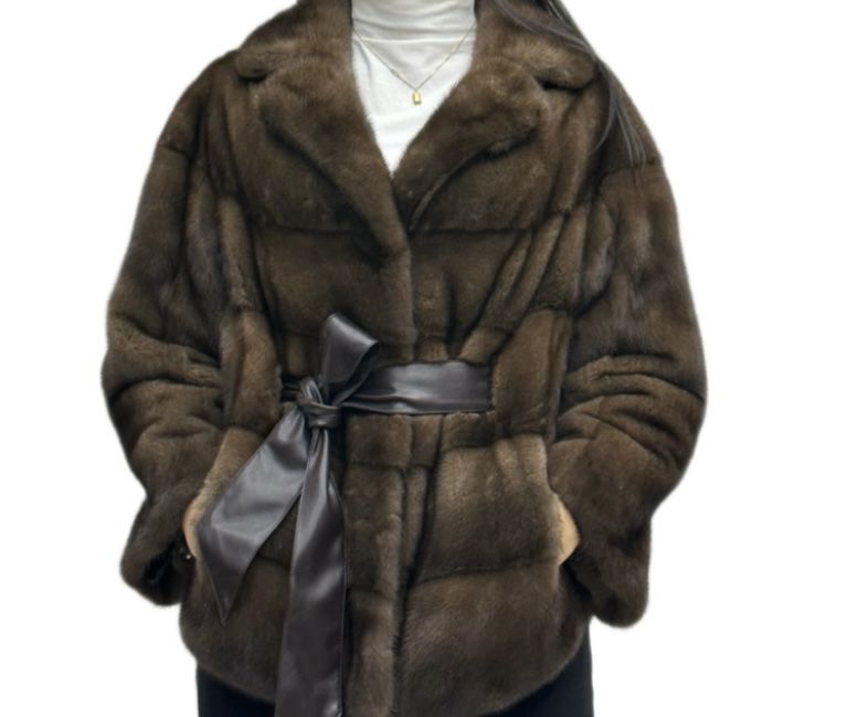 Шуба норковая, цена договорная