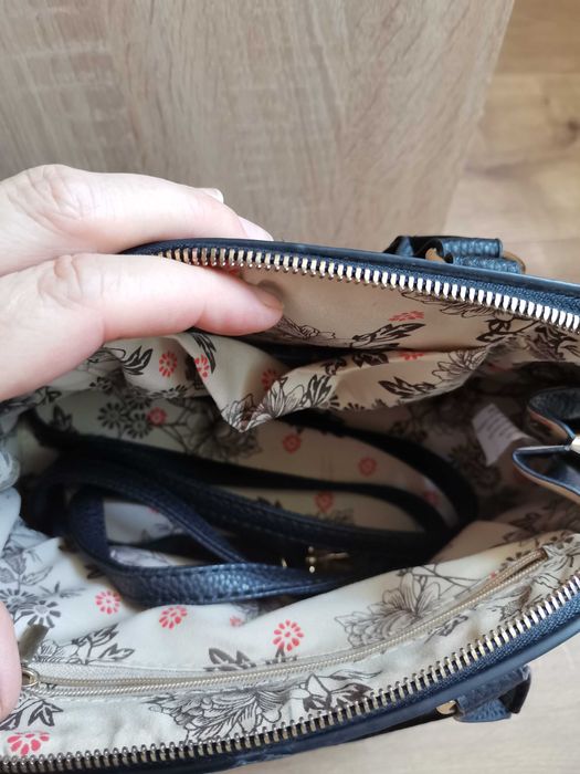 Дамска малка чанта