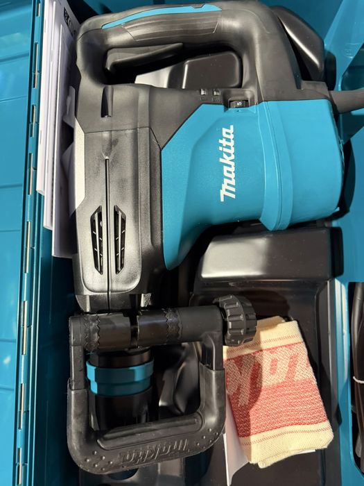 Makita rotopercutor Sds max.