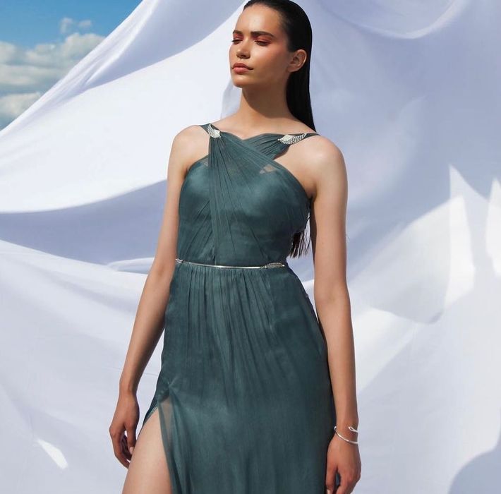 Rochie voal de matase