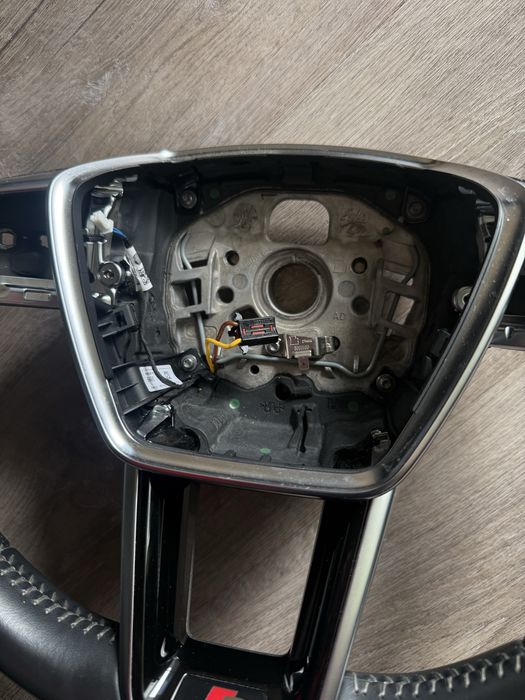 Volan Audi A6 C8 original incalzit