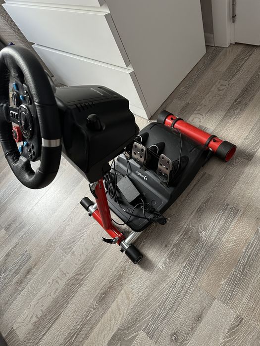 Volan Logitech G29 + Cockpit