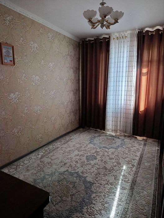 Навоий шахарда 3 хона квартира сотилади срочно