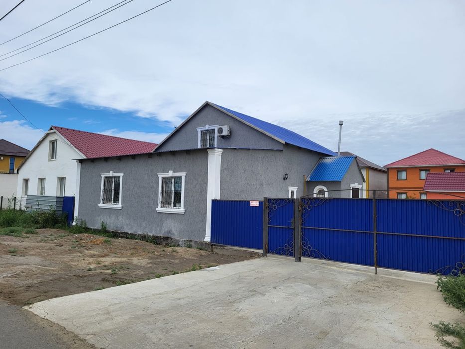 ПолуМансард Дом