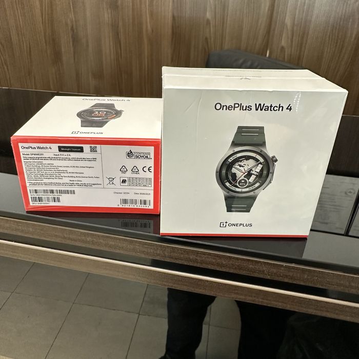 Watch OnePlus Watch 4 46mm - Midnight Titanium, Evergreen Titanium