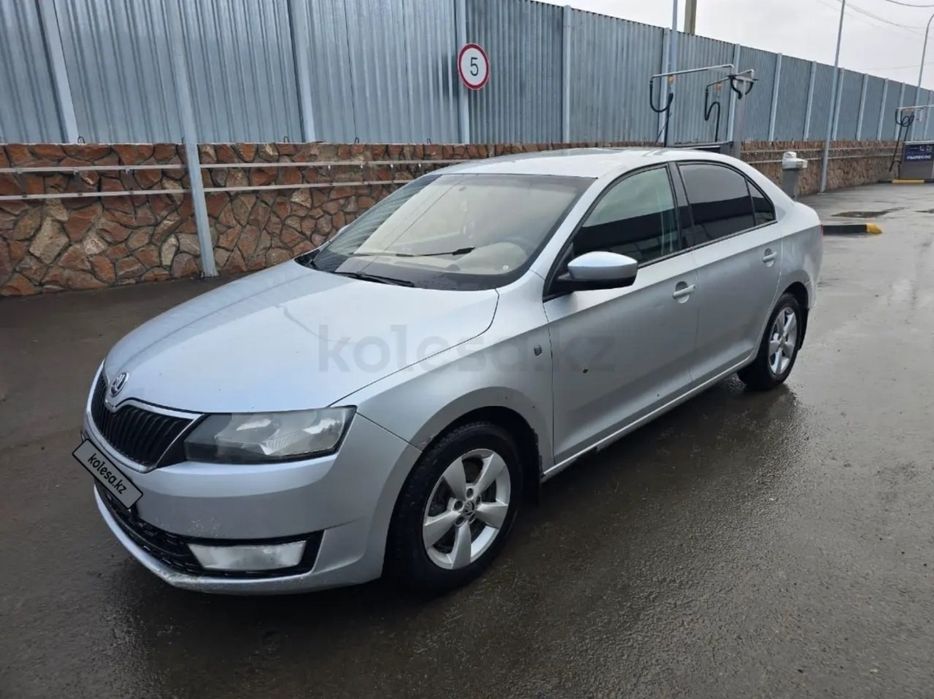 Продам автомобиль SKODA RAPID