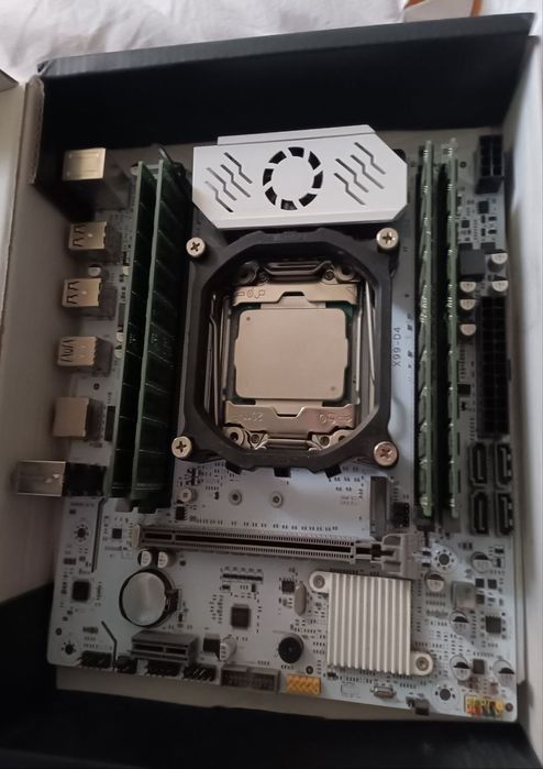 Комплект:Xeon E5‑2696 V3 18‑core + 64ГБ DDR4 2133(4) + X99-D4 + Кулер