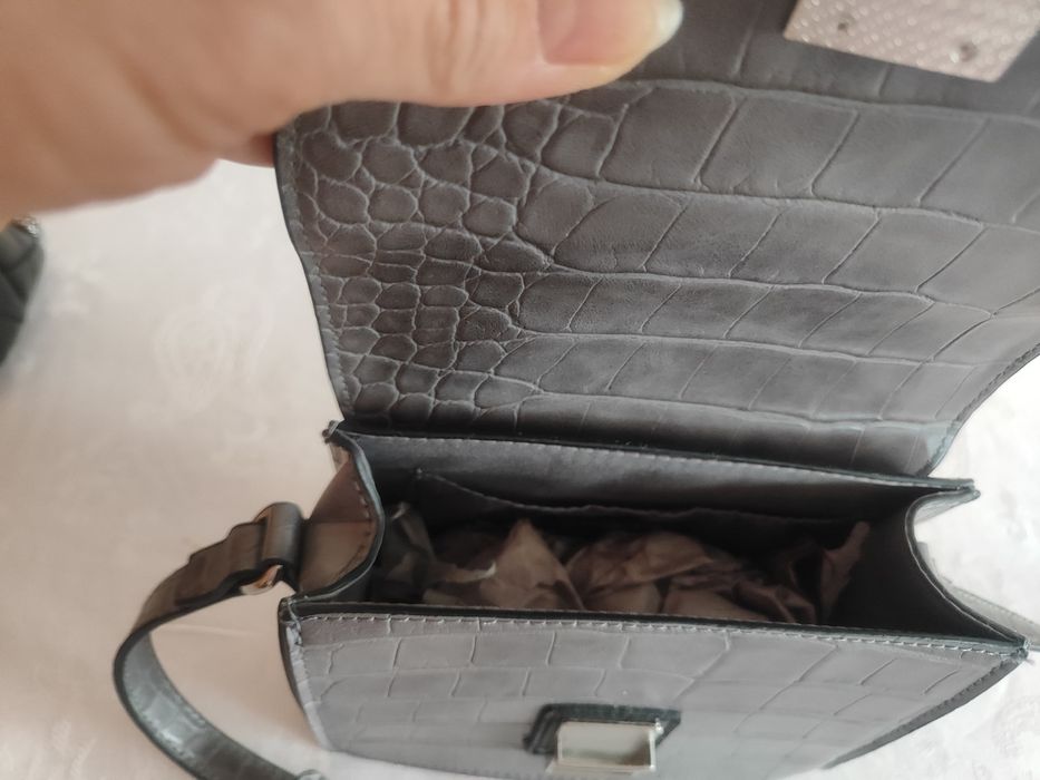 Дамски чанти през рамо