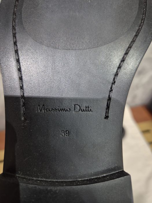 Стильные лоферы Massimo Dutti размер 39