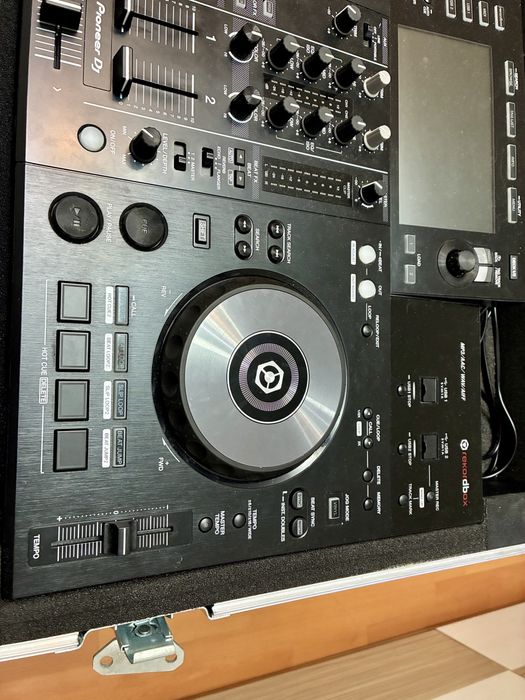 Pioneer XDJ RR si case transport
