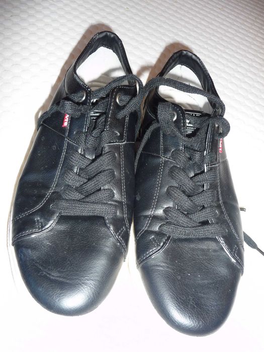 2 бр мъжки маратонки adidas levis levis 42 номер adidas 44