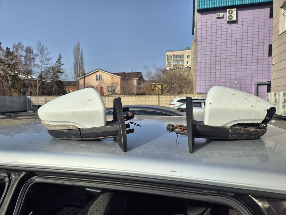 Продам гранта зеркало. Атп.