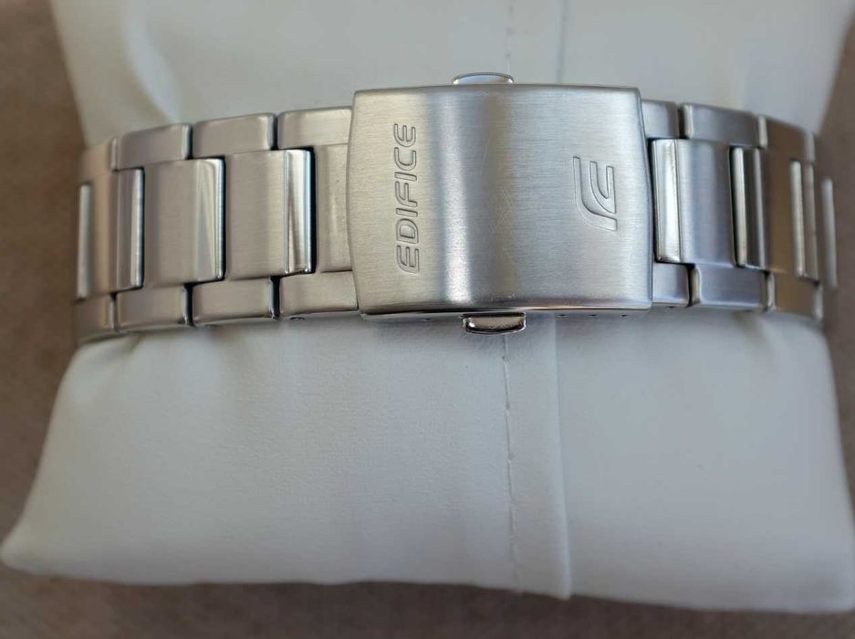Часовник Casio Edifice, Solar, Saphire crystal -  EFS-S560DB-1A,