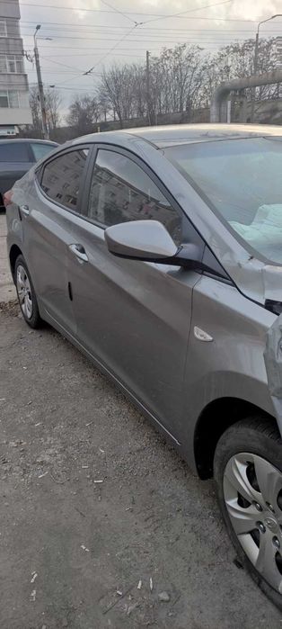 Dezmembrez Hyundai Elantra an 2016, 1.6 benzina, manuala