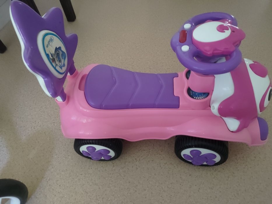 Детская машинка беговел