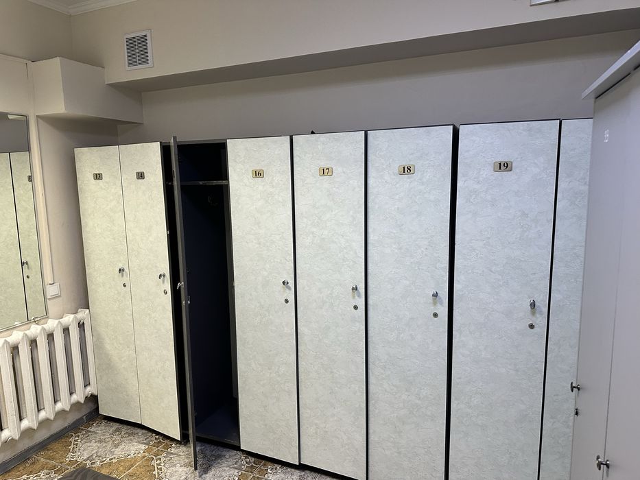 Продам шкафы для вещей