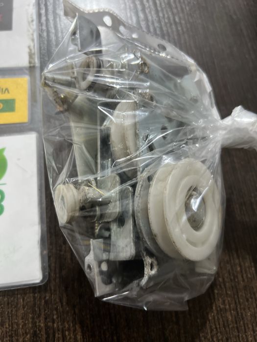 От дверцы мебель