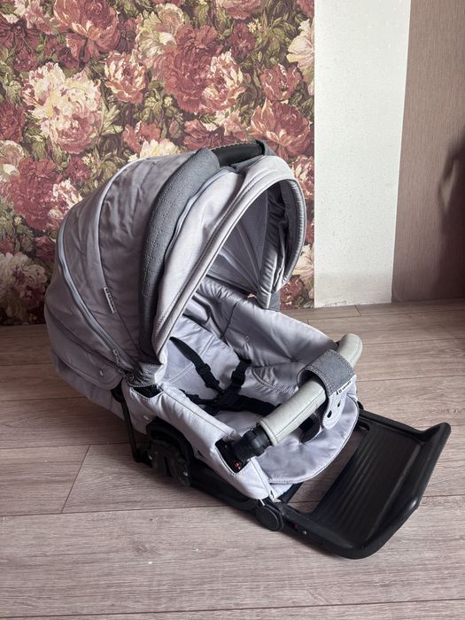 Продам коляску ADAMEX BARLETTA 3 в 1