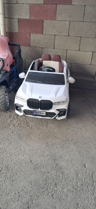 Электромобиль детский .
