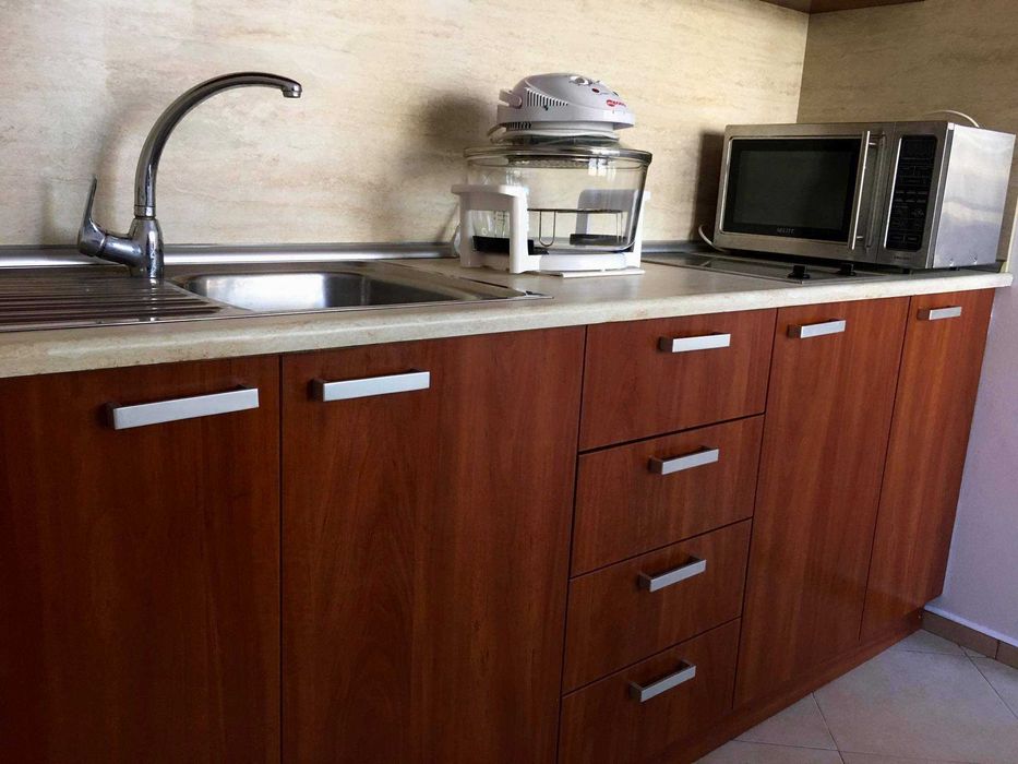 Дава се под наем Двустаен апартамент в Бургас, Братя Миладинови - 50 кв.м за 153 € - Снимка #2