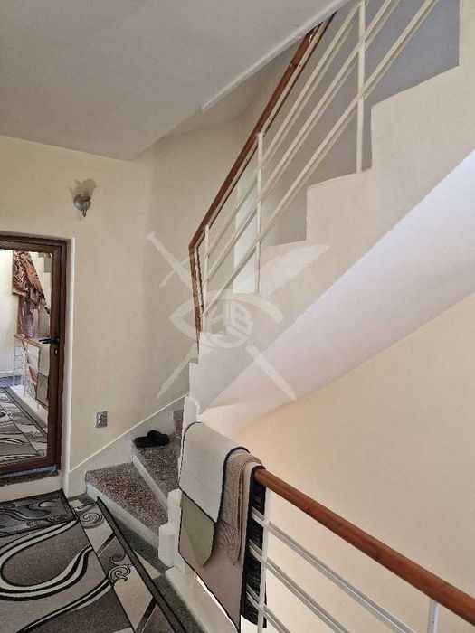 Продава се Къща в Поморие - 240 кв.м за 1339 €/кв.м - Снимка #4