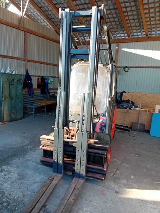 STIVUITOR LINDE din 2006 de vanzare