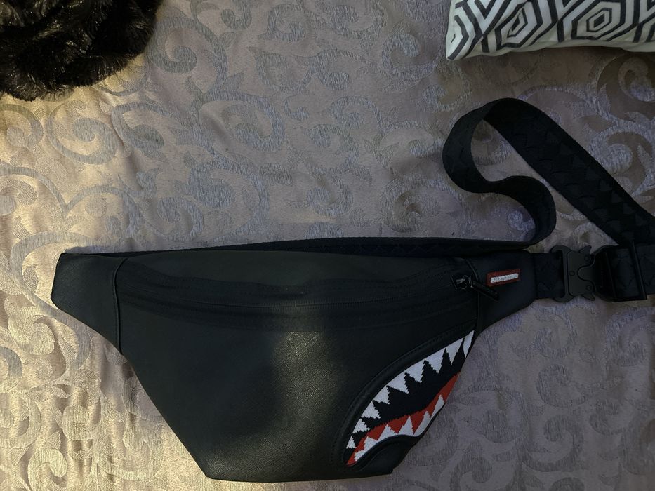 Sprayground чанта