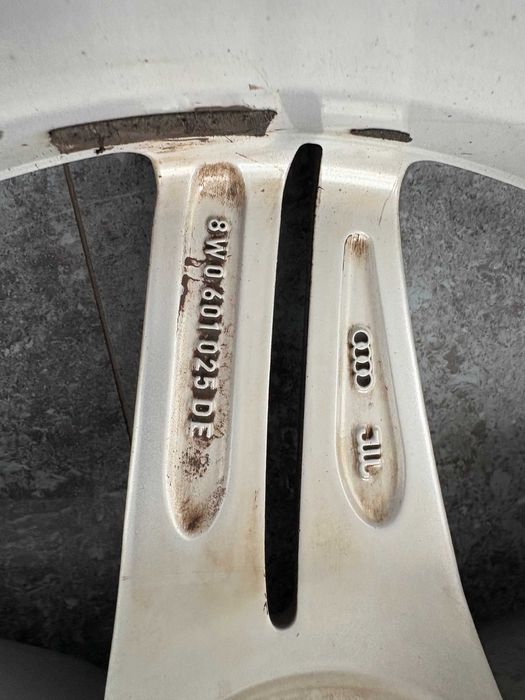 Джанти за Аudi 18 5x112 ( Оригинални ) с гуми