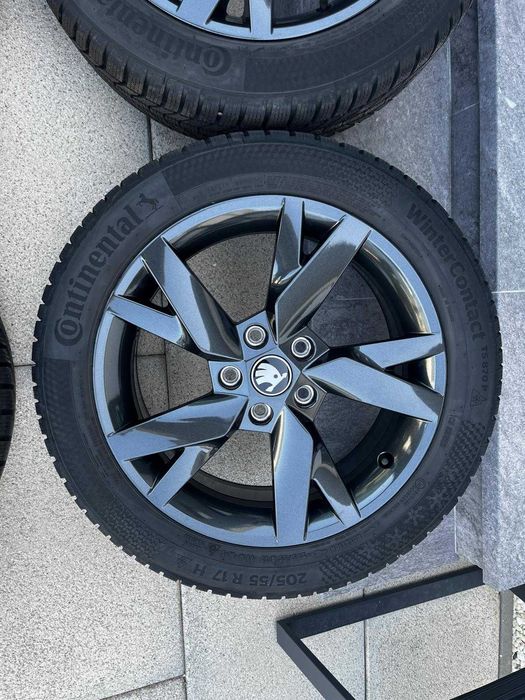 Set Jante cu cauciucuri de iarnă Skoda Octavia 4 205/55R17 DOT 2025