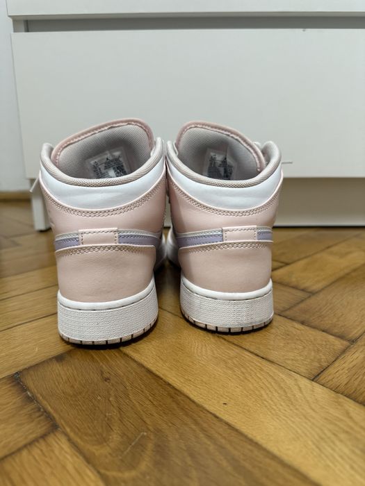 Adidași Nike Air Jordan 1 Mid ,,Pink Wash”