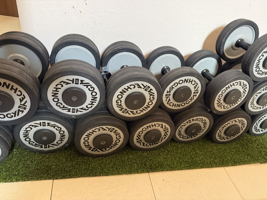 Дъмбели technogym
