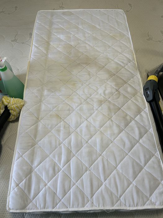 Curatare canapele si saltele