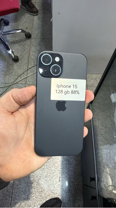 Iphone 15 ,память 128 , батарея 88%