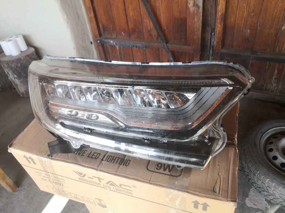 Фар Honda CR-V LED десен/Фар Хонда ЦРВ Оригинален