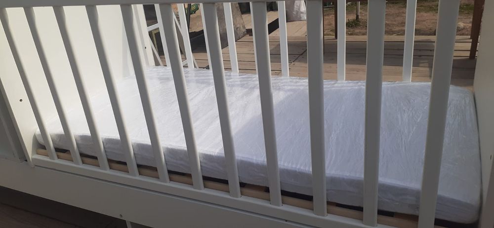 Продам манеж - кровать