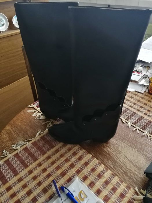 Коледно намаление! Дамски ботуши, модел "Елегант" 47 лв.