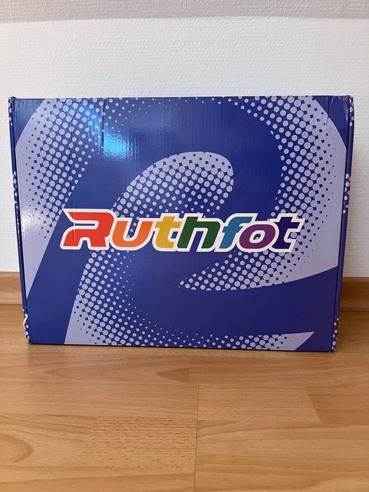 Vand role Ruthfot noi. Mărimea 42-44.