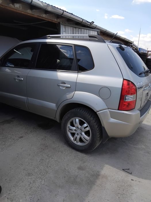 Bara fata hyundai tucson
